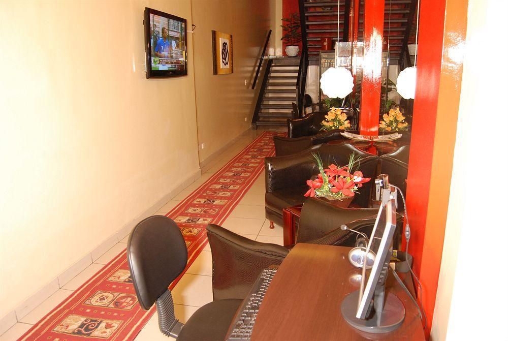 Oft Place Hotel Goiania Exterior photo